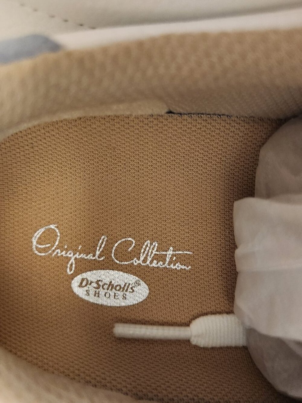 Dr. Scholl's Take it Easy White leather sneakers. NIB. - Picture 6 of 14